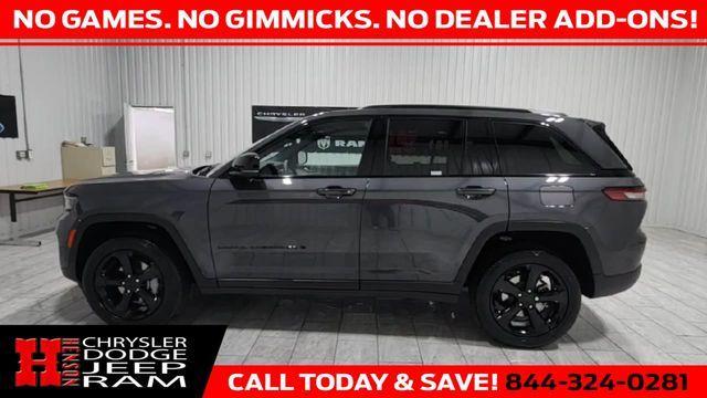new 2025 Jeep Grand Cherokee car, priced at $45,662