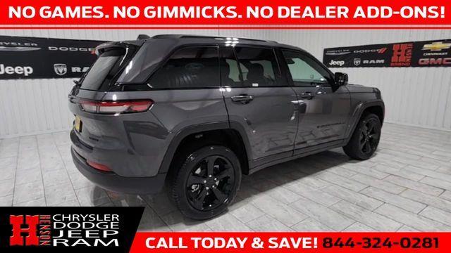 new 2025 Jeep Grand Cherokee car, priced at $45,662