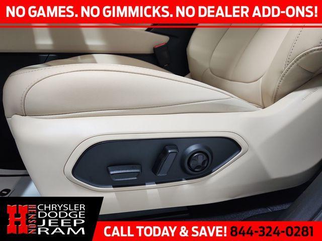 new 2025 Jeep Grand Cherokee L car, priced at $43,993