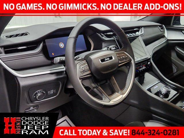 new 2025 Jeep Grand Cherokee car, priced at $35,307