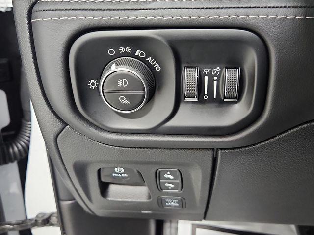 new 2025 Ram 1500 car, priced at $79,632
