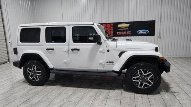 new 2025 Jeep Wrangler car, priced at $48,580
