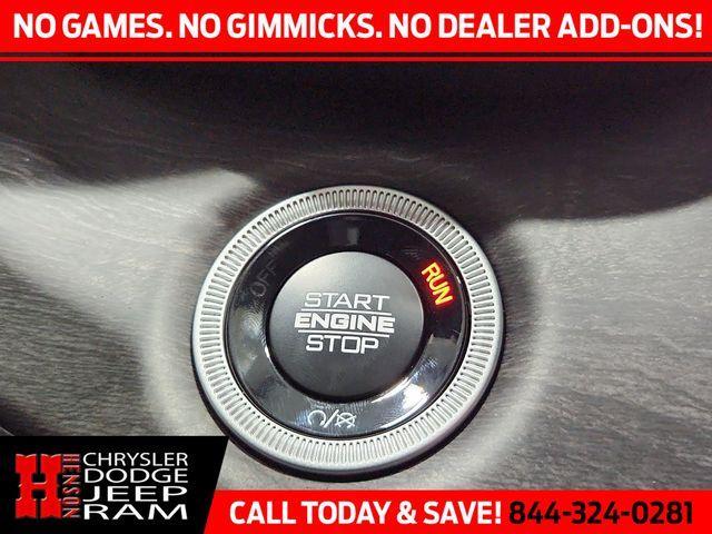 new 2025 Jeep Grand Cherokee car, priced at $43,962