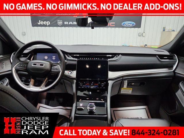 new 2025 Jeep Grand Cherokee car, priced at $43,962