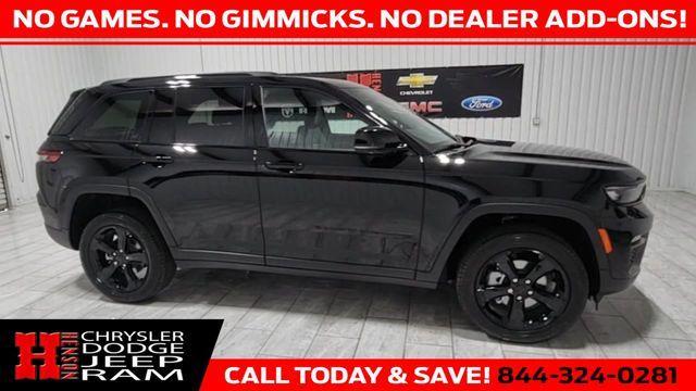 new 2025 Jeep Grand Cherokee car, priced at $43,962