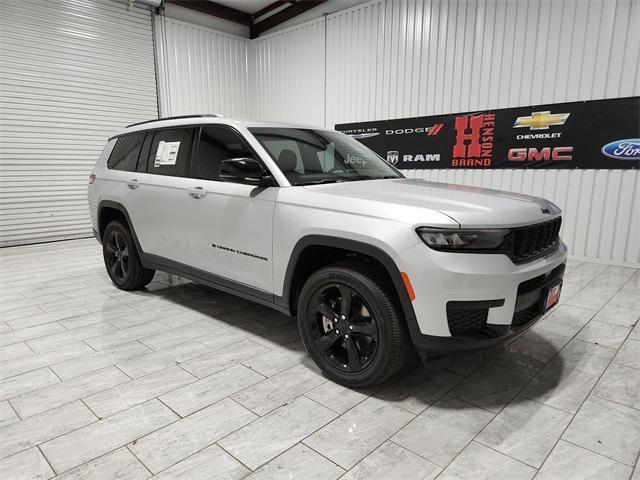 new 2023 Jeep Grand Cherokee L car, priced at $44,879