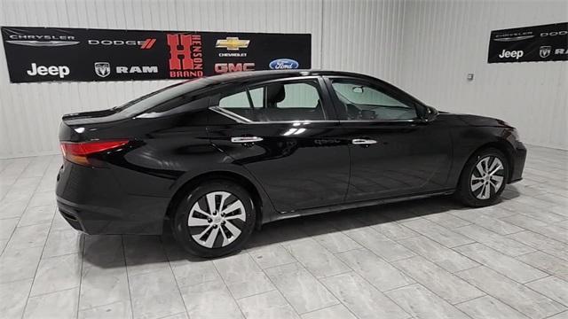 used 2023 Nissan Altima car, priced at $17,997