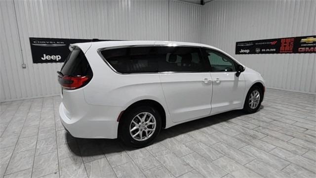used 2023 Chrysler Pacifica car, priced at $23,699
