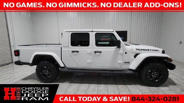 new 2025 Jeep Gladiator car, priced at $43,434
