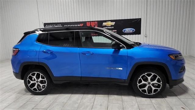 new 2025 Jeep Compass car, priced at $28,992