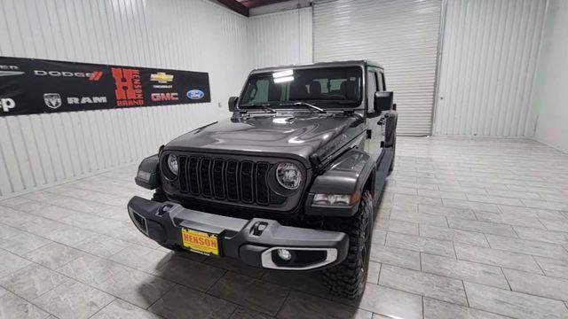 new 2025 Jeep Gladiator car, priced at $43,651