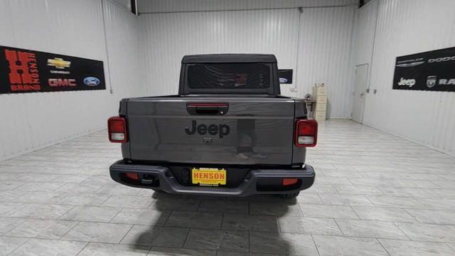 new 2025 Jeep Gladiator car, priced at $39,914
