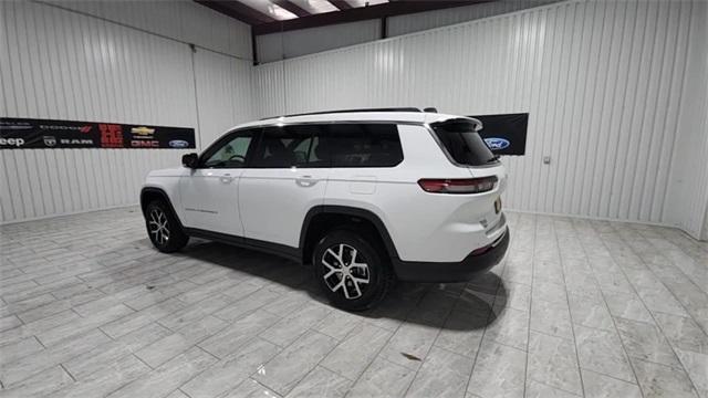 new 2025 Jeep Grand Cherokee L car, priced at $46,736