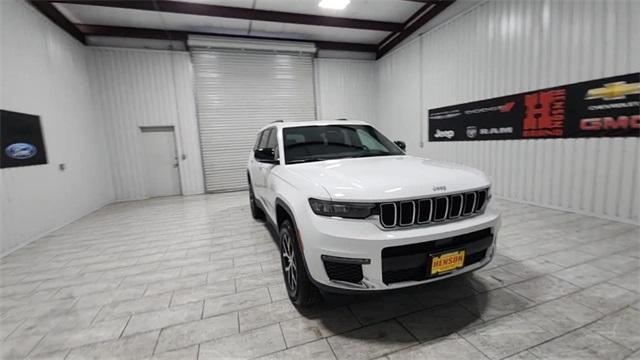 new 2025 Jeep Grand Cherokee L car, priced at $46,736