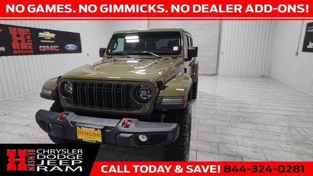 new 2025 Jeep Wrangler car, priced at $50,934