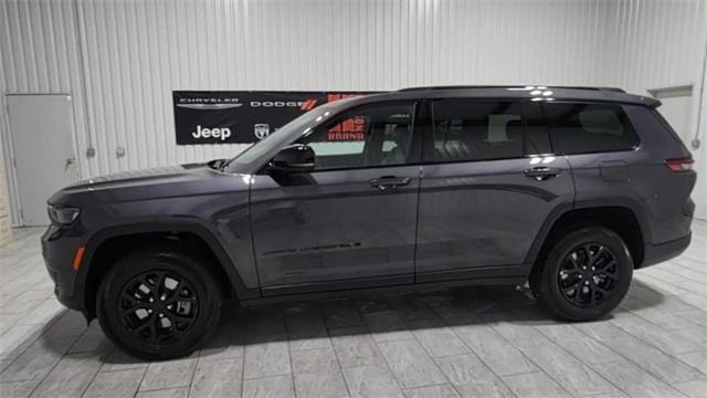 new 2025 Jeep Grand Cherokee L car, priced at $40,238