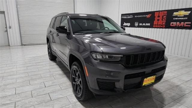 new 2025 Jeep Grand Cherokee L car, priced at $40,238