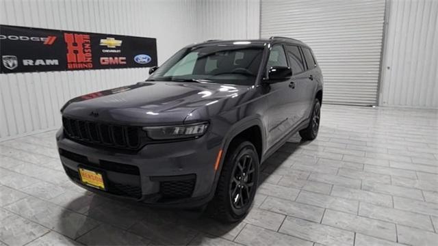 new 2025 Jeep Grand Cherokee L car, priced at $40,238