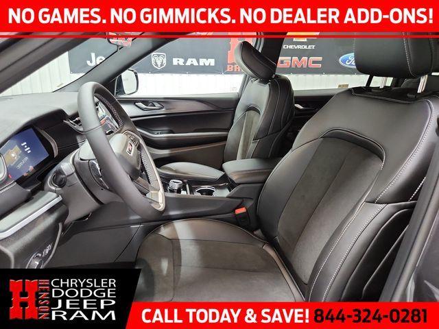 new 2025 Jeep Grand Cherokee L car, priced at $39,199