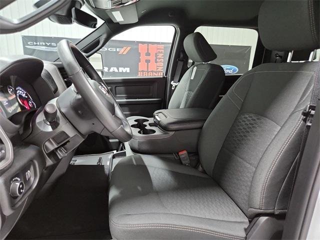 new 2025 Ram 2500 car, priced at $62,752