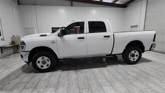new 2025 Ram 2500 car, priced at $62,752