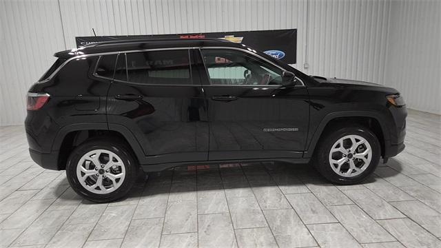 new 2025 Jeep Compass car, priced at $26,538