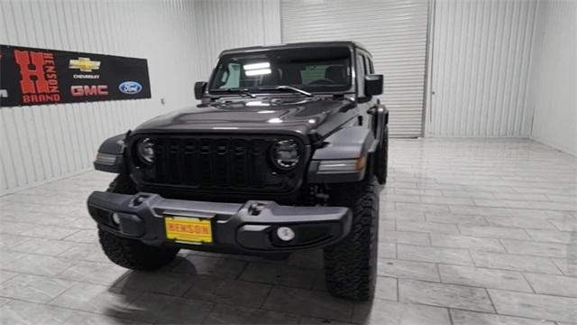 new 2025 Jeep Wrangler car, priced at $49,413