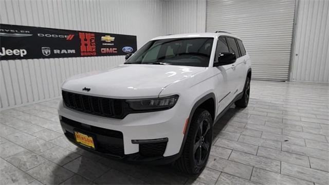 new 2025 Jeep Grand Cherokee L car, priced at $41,754