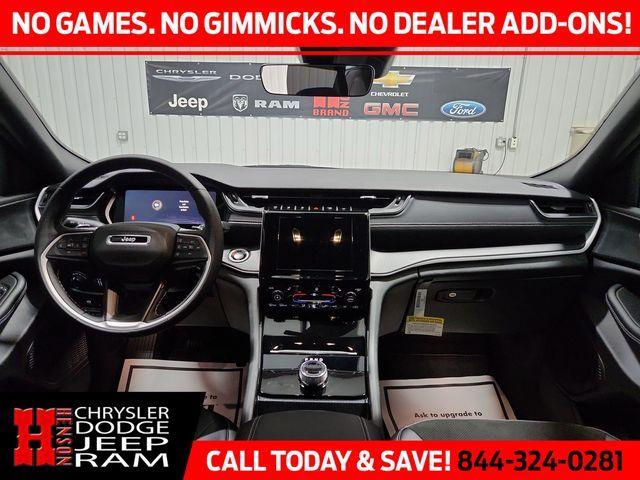 new 2025 Jeep Grand Cherokee car