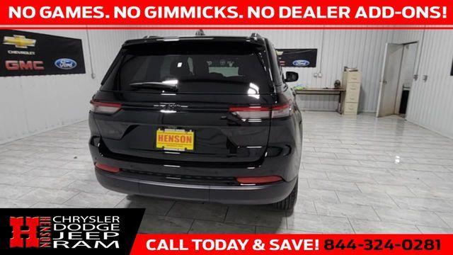 new 2025 Jeep Grand Cherokee car, priced at $41,635
