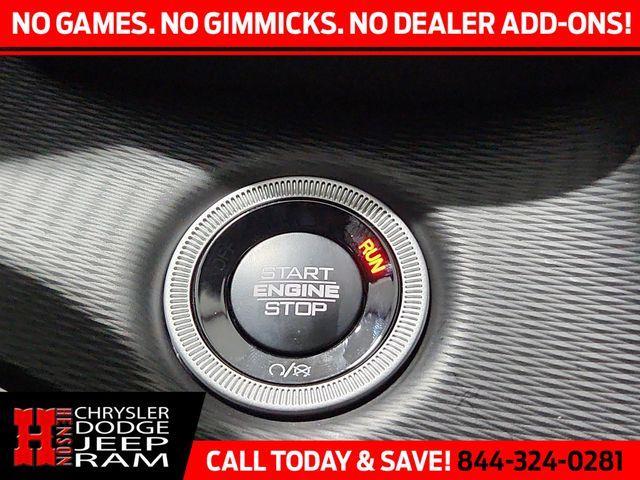 new 2025 Jeep Grand Cherokee car, priced at $40,126