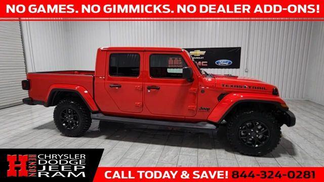 new 2025 Jeep Gladiator car, priced at $45,205