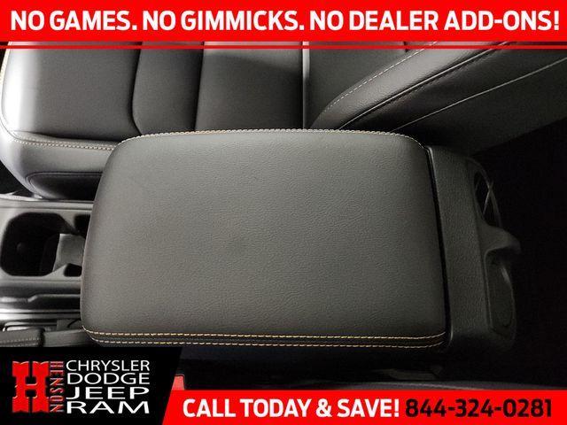 new 2025 Jeep Gladiator car, priced at $43,970