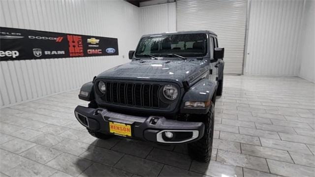 new 2025 Jeep Gladiator car, priced at $41,892