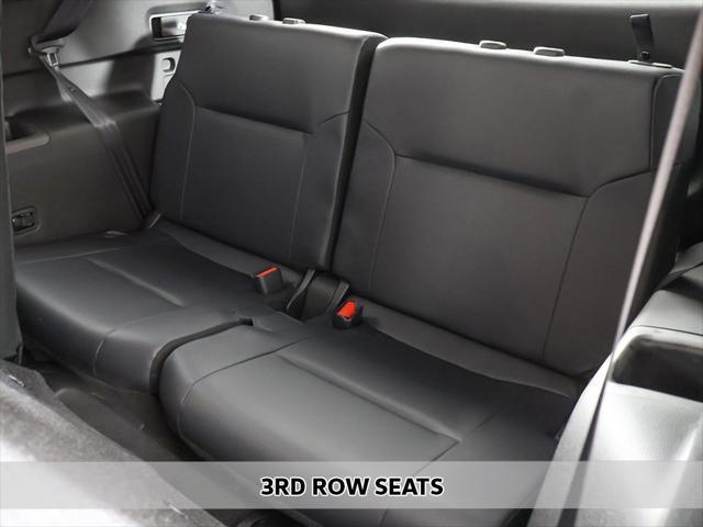 new 2025 Mitsubishi Outlander car, priced at $38,230