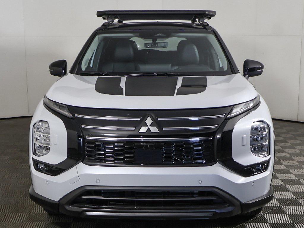 new 2025 Mitsubishi Outlander car, priced at $44,260
