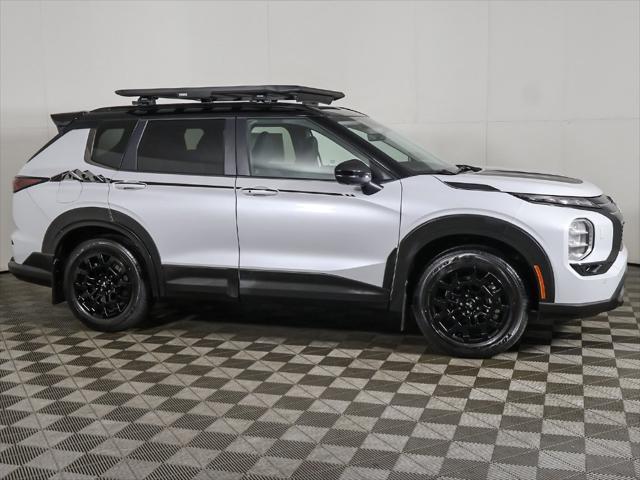 new 2025 Mitsubishi Outlander car, priced at $44,260