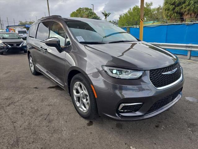 used 2023 Chrysler Pacifica car, priced at $28,299