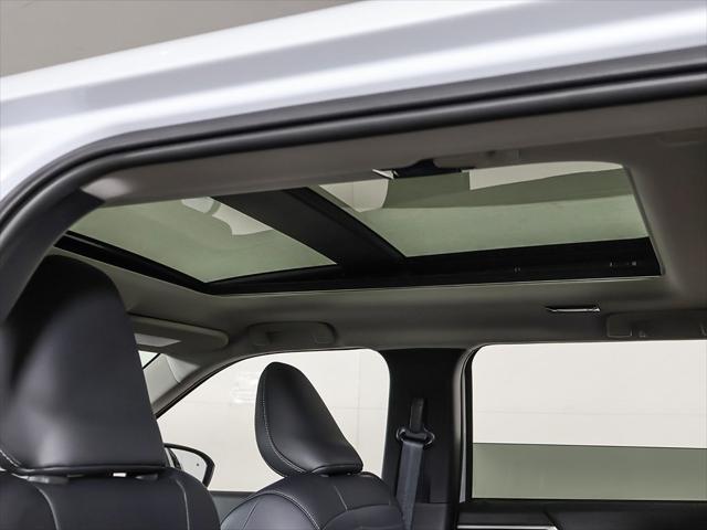 new 2025 Mitsubishi Outlander car, priced at $41,810