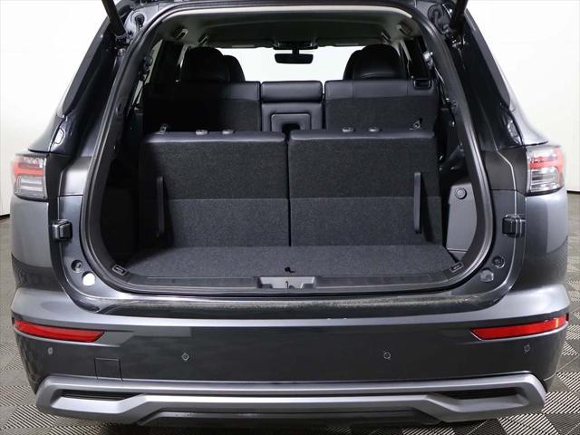 new 2025 Mitsubishi Outlander car, priced at $36,135