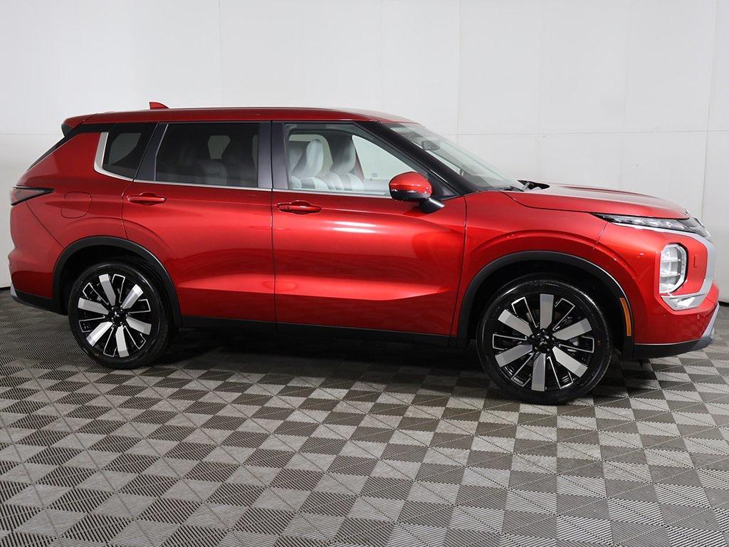 new 2025 Mitsubishi Outlander car, priced at $38,560