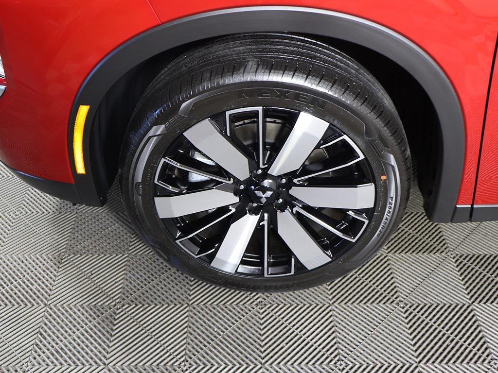 new 2025 Mitsubishi Outlander car, priced at $38,560