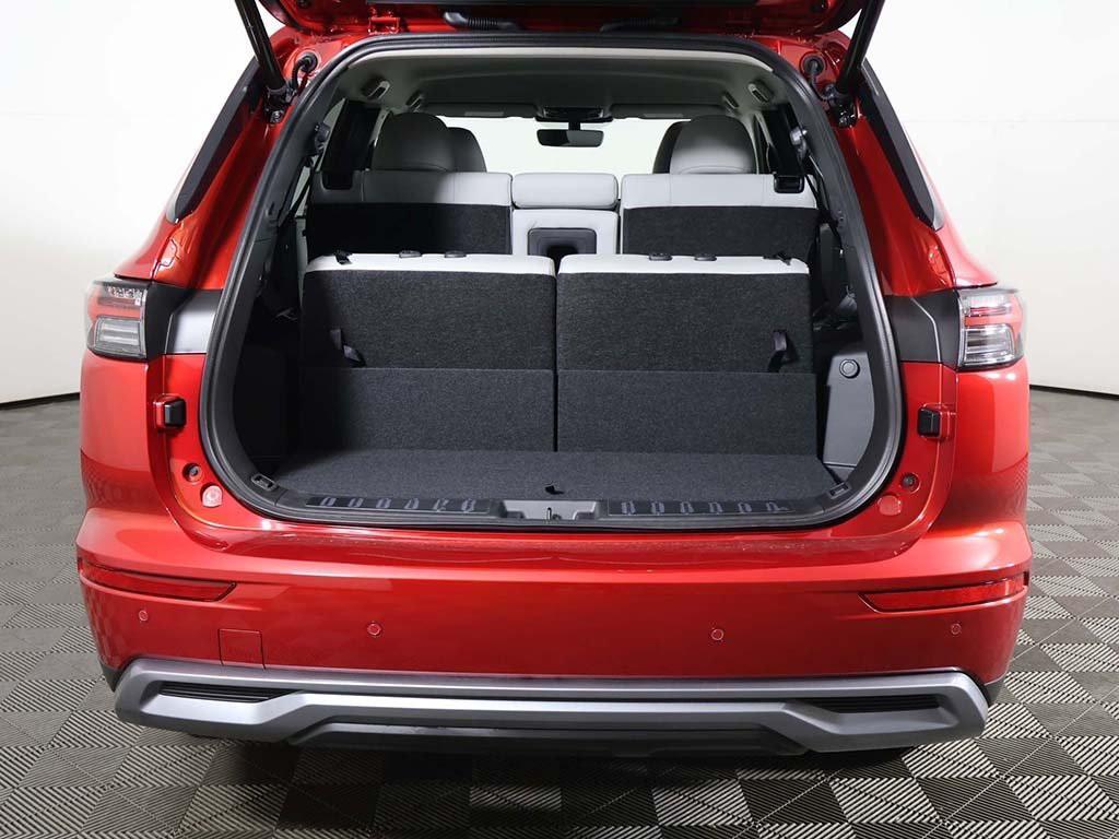 new 2025 Mitsubishi Outlander car, priced at $38,555