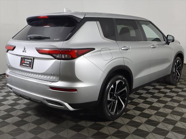 new 2024 Mitsubishi Outlander car, priced at $37,720