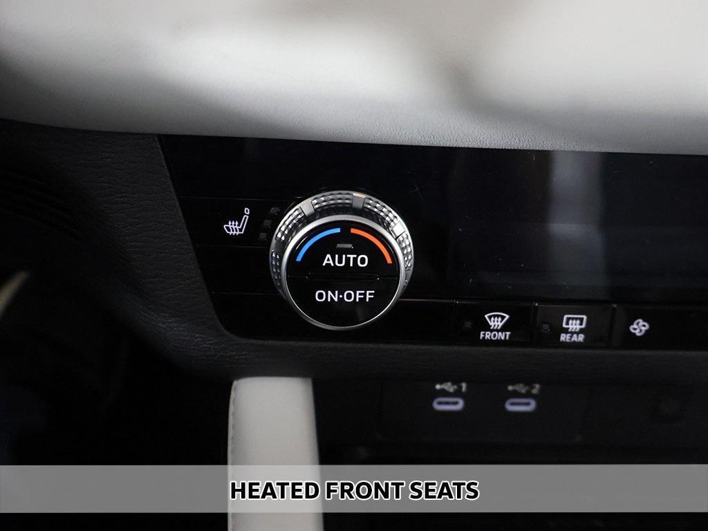 new 2025 Mitsubishi Outlander car, priced at $38,645