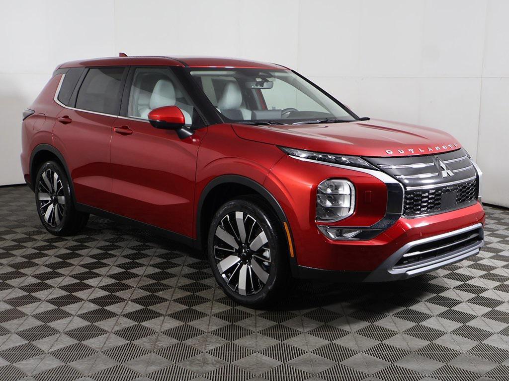 new 2025 Mitsubishi Outlander car, priced at $38,645