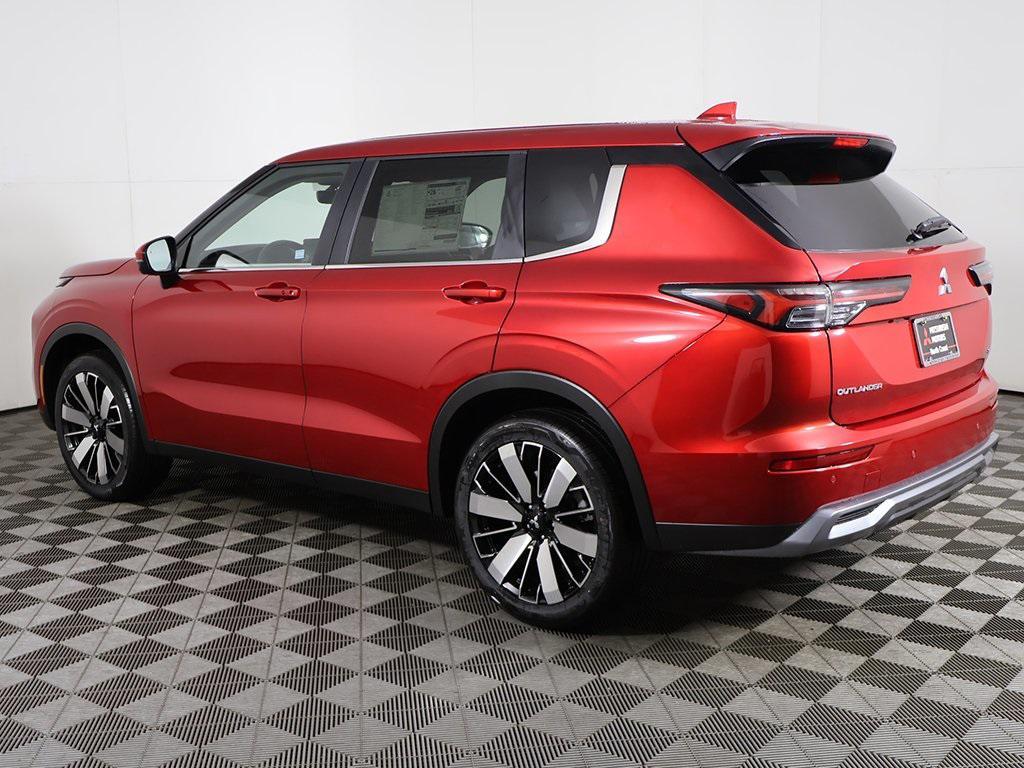 new 2025 Mitsubishi Outlander car, priced at $38,645