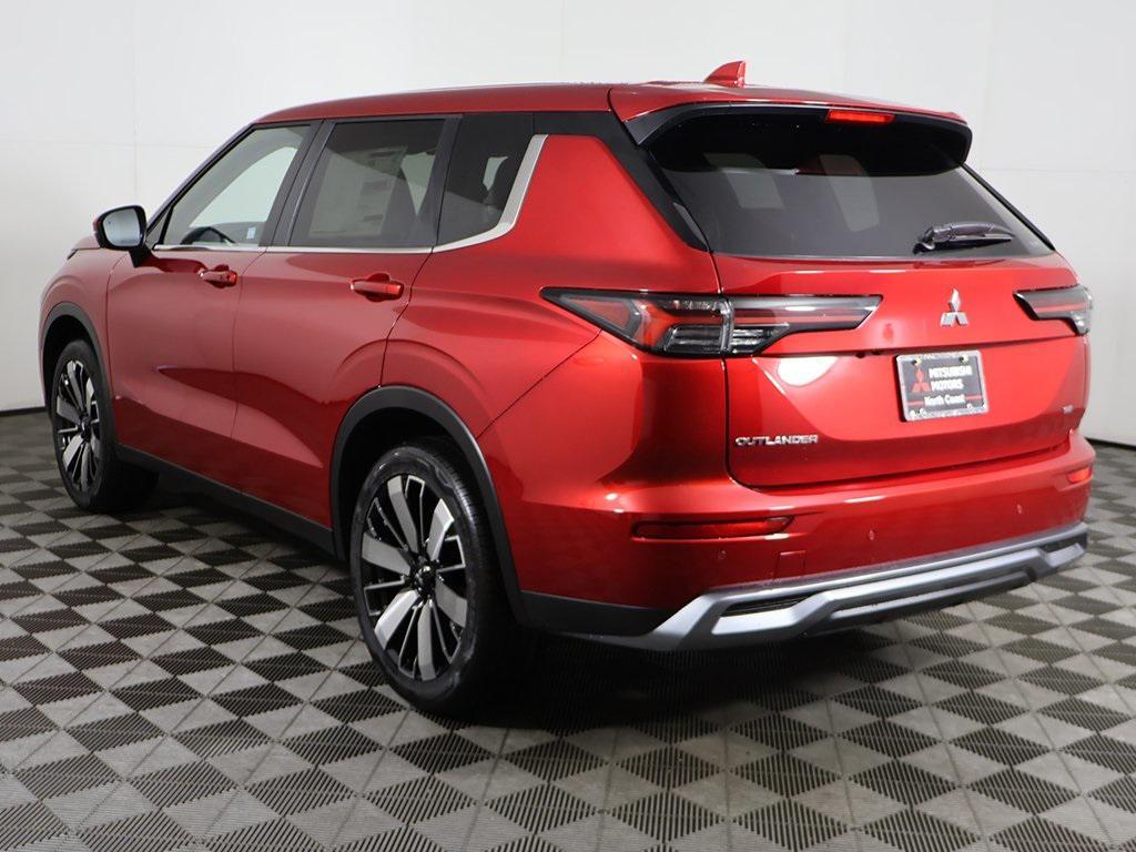 new 2025 Mitsubishi Outlander car, priced at $38,645