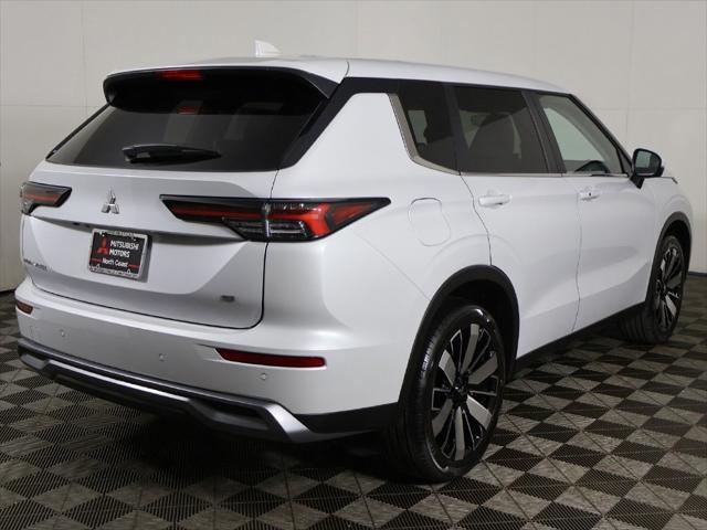 new 2025 Mitsubishi Outlander car, priced at $40,375