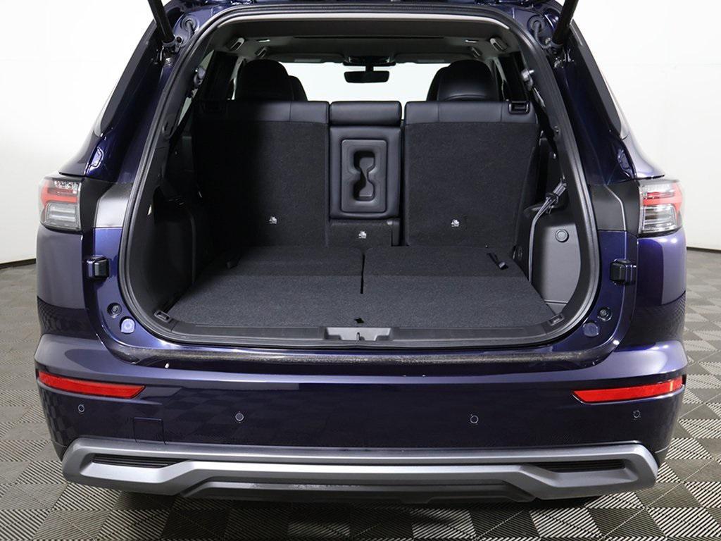 new 2025 Mitsubishi Outlander car, priced at $41,215